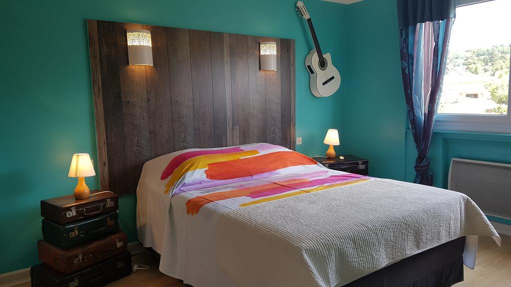 Chambre D'Hotes Le Cypres Bleu 鲁西永 外观 照片
